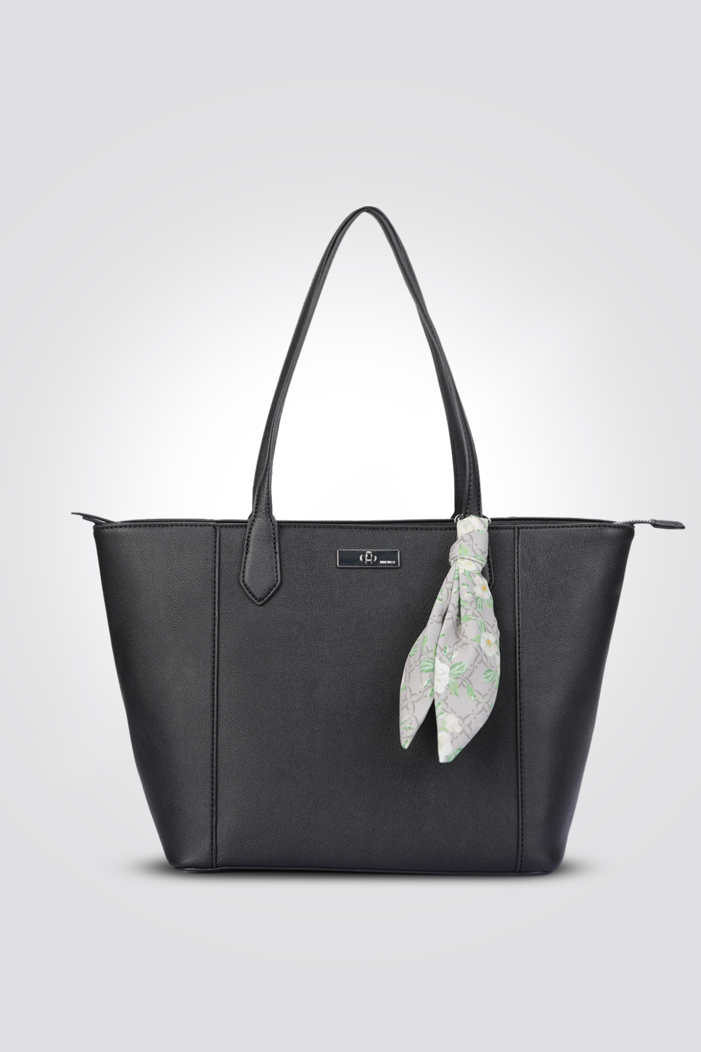 תיק מבית המותג NINE WEST,בעלות תא איחסון פנימי לשמירה על החפצים שלך. רצועת כתף תכוננת להתאמה נוחה