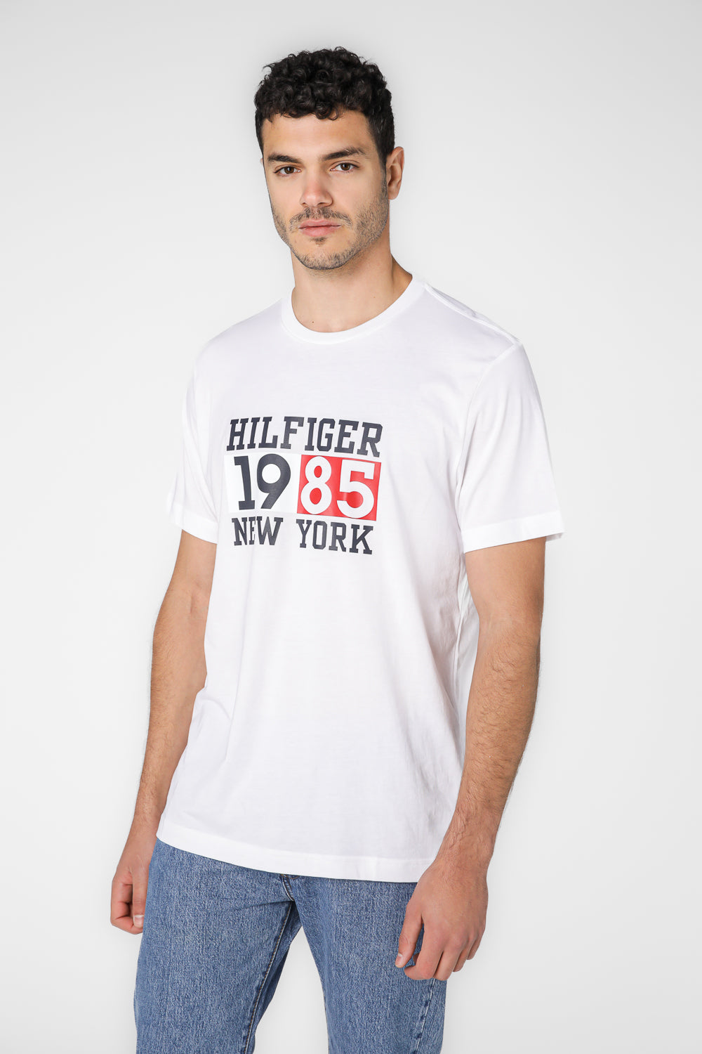 טישירט לגברים עם הדפס 