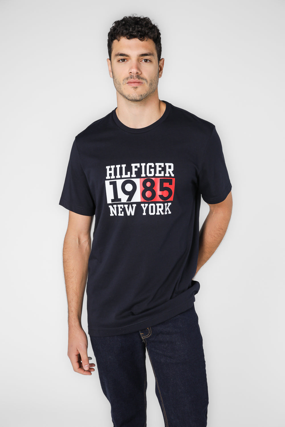 טישירט לגברים עם הדפס 