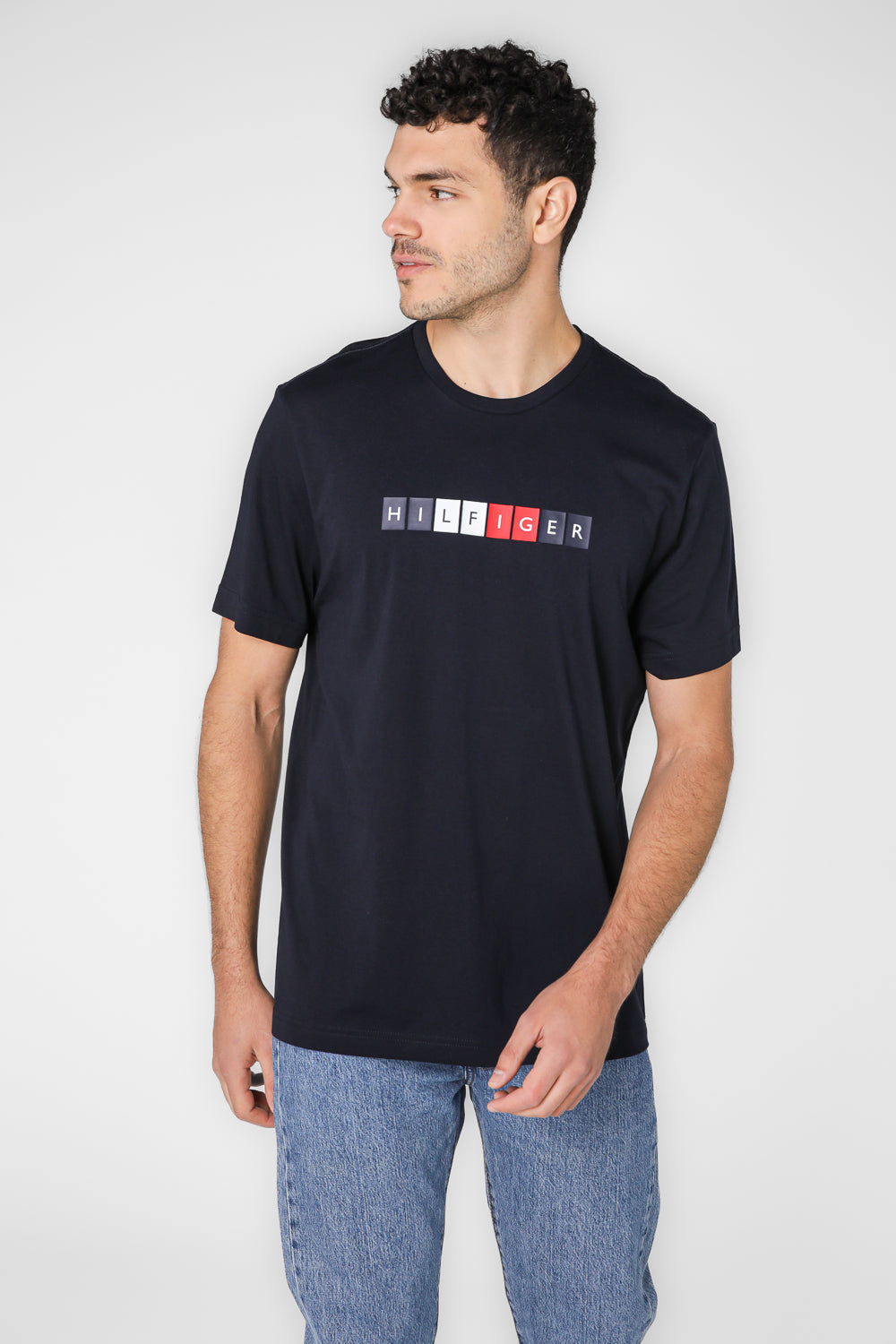 טישירט לגברים בצבע נייבי עם הדפס 