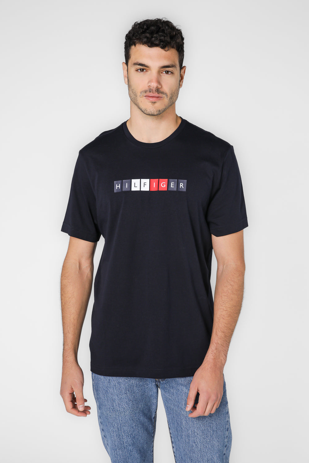 טישירט לגברים בצבע נייבי עם הדפס 