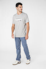 טישירט לגברים עם הדפס 