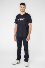 טישירט לגברים עם הדפס 