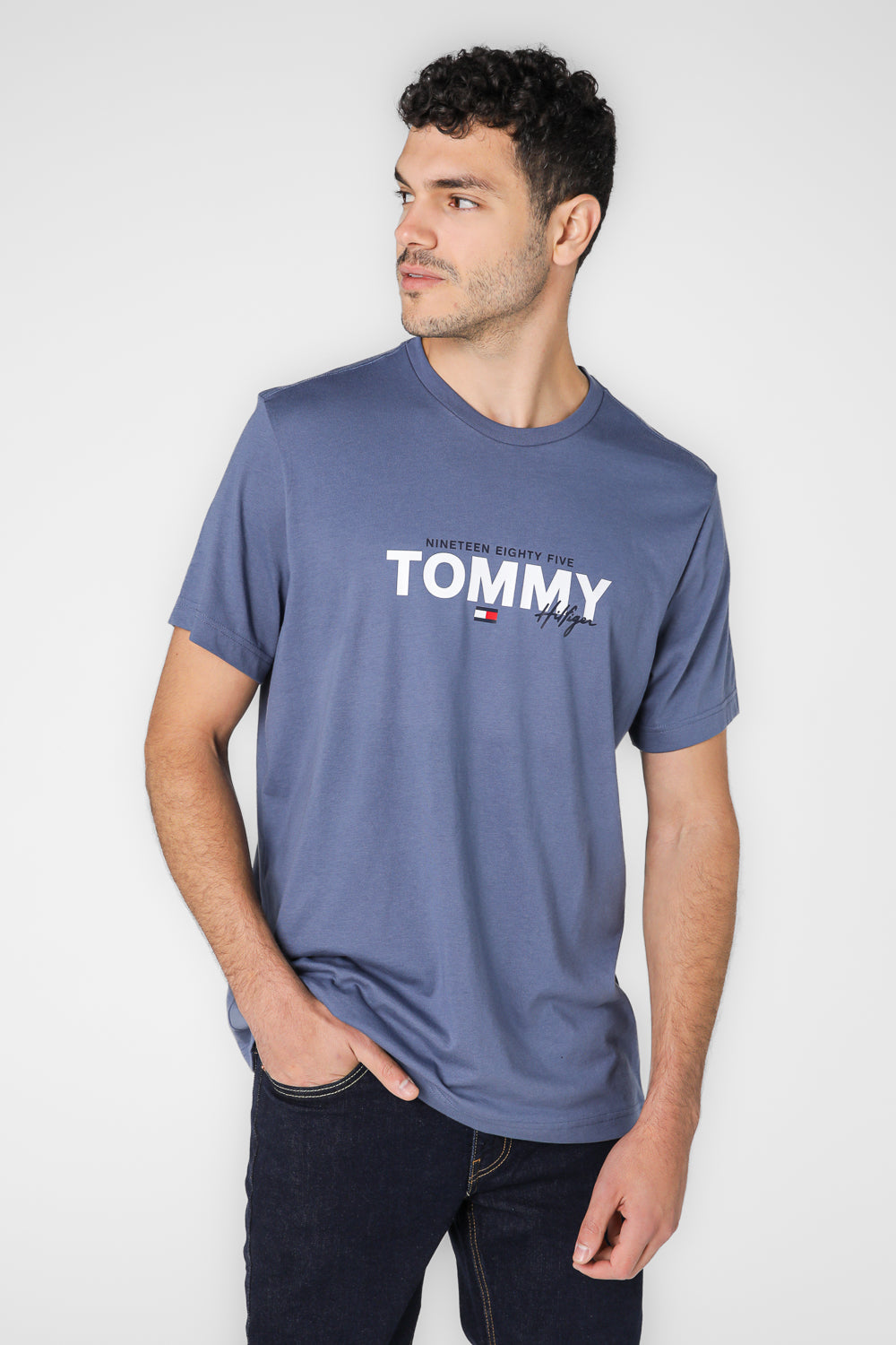 טישירט לגברים עם הדפס 