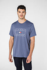 טישירט לגברים עם הדפס 