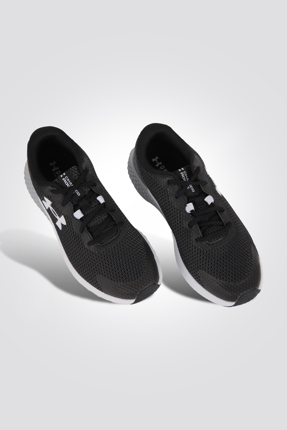 נעלי ספורט Charged Rogue 3 בצבע שחור