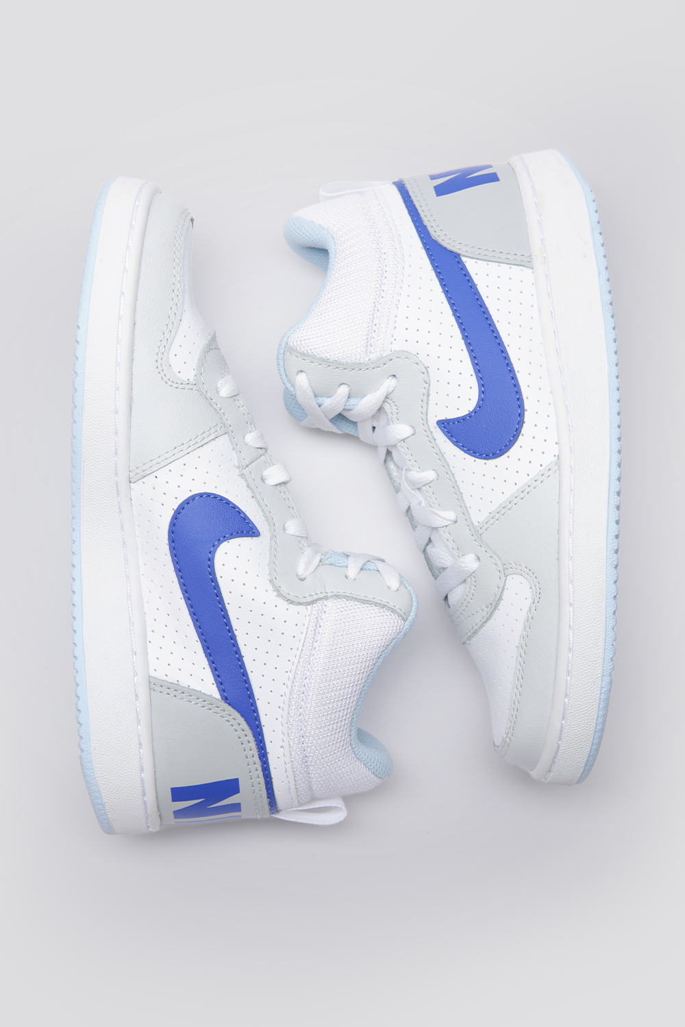 סניקרס לילדים Court Borough Mid בצבע לבן וכחול