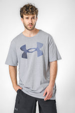 טישירט לגברים BIG LOGO FILL בצבע אפור וכחול