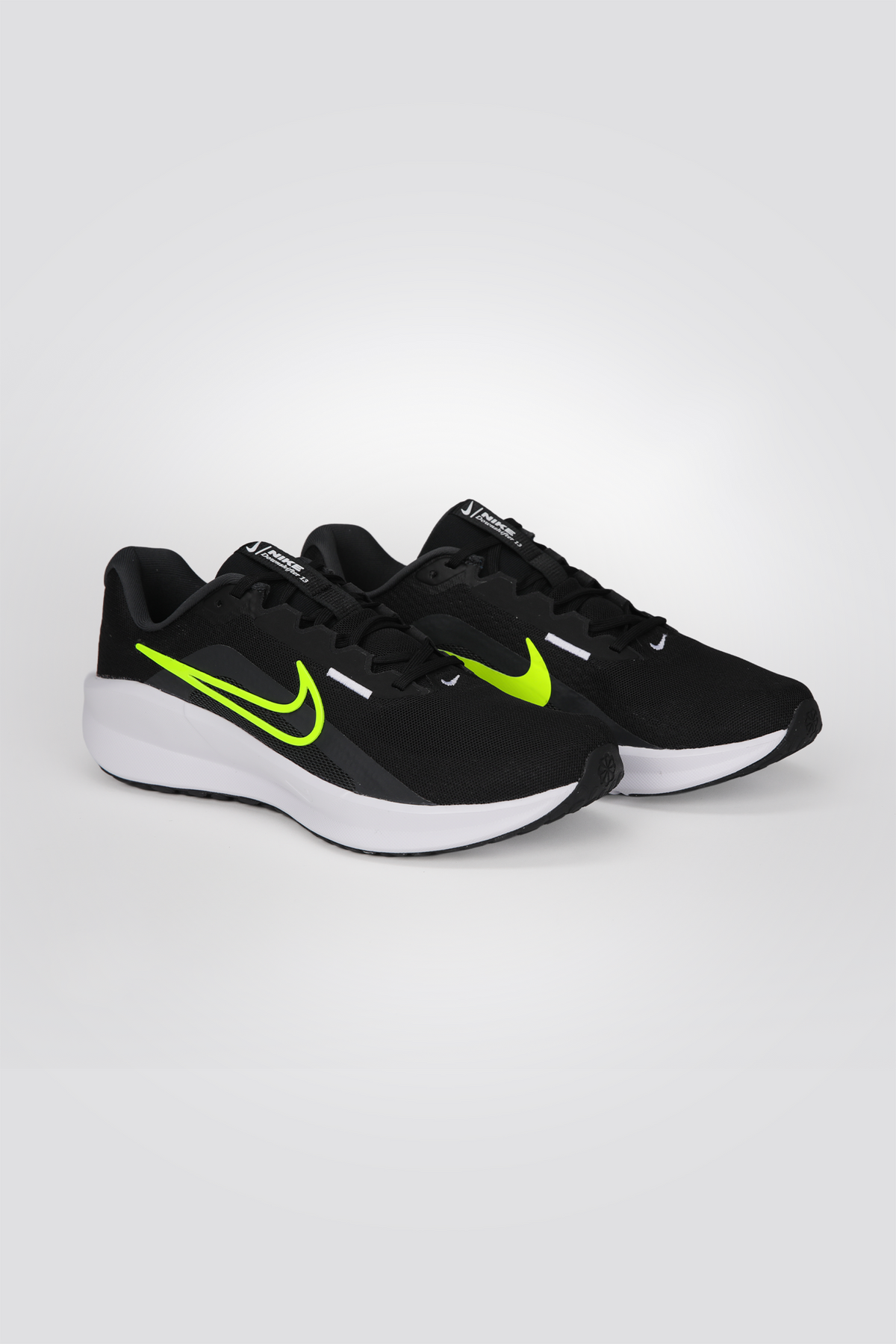 נעלי ספורט Nike Downshifter 13 לגברים 