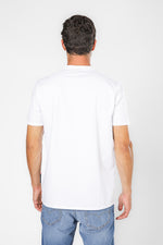 טישירט בצבע לבן לגברים