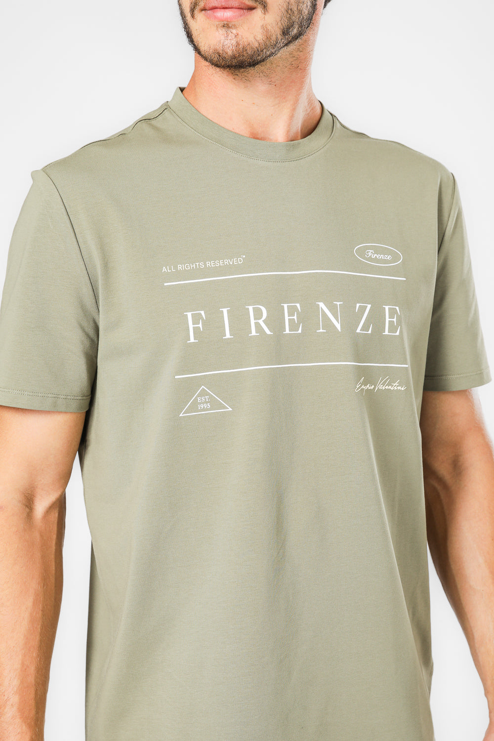 טישירט בצבע ירוק לגברים