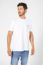 טישירט בצבע לבן לגברים