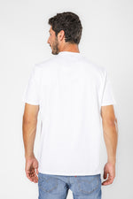 טישירט בצבע לבן לגברים