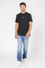 טישירט בצבע שחור לגברים