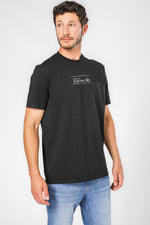 טישירט בצבע שחור לגברים