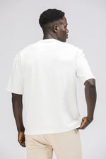 טישירט בגזרה קלאסית עם כיתוב | קנת קול 