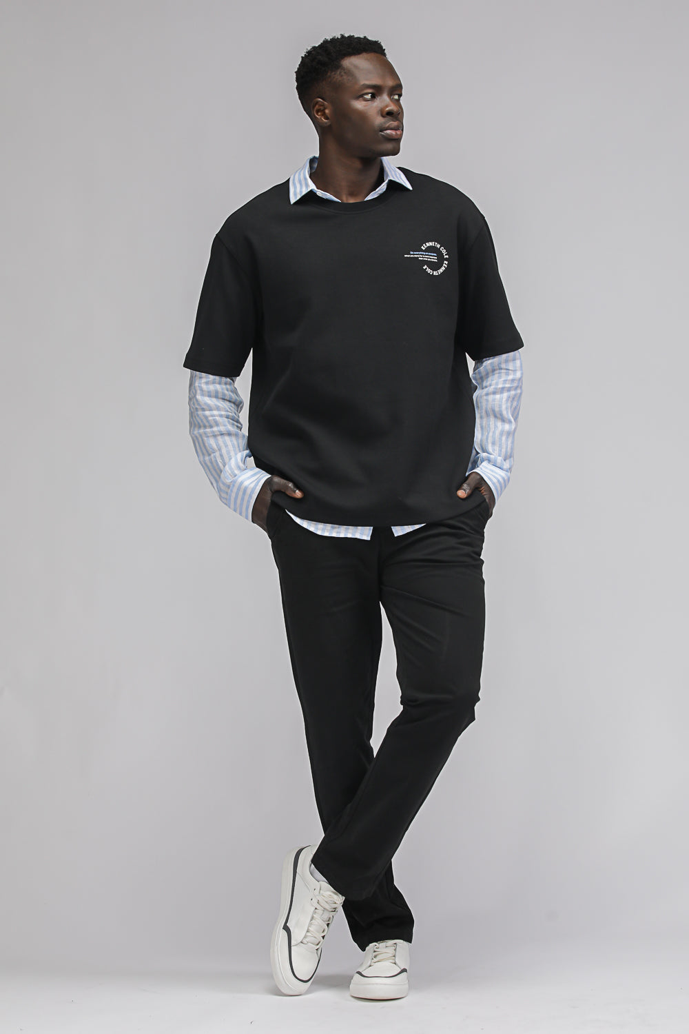 טישירט בגזרה קלאסית עם כיתוב | קנת קול