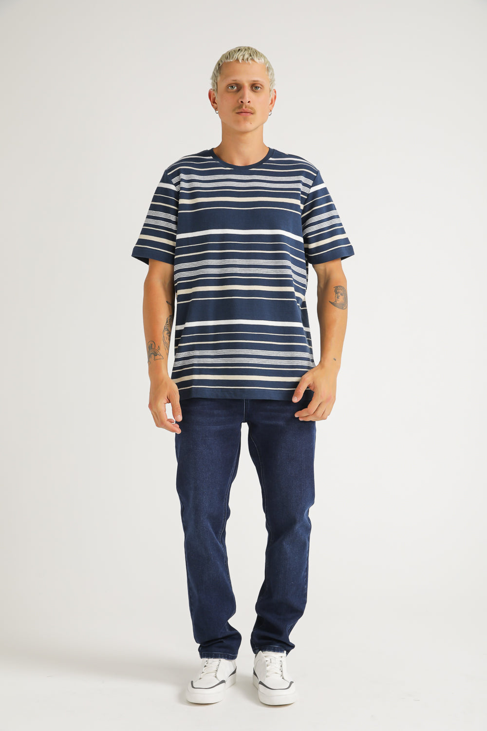 חולצת טישירט עם הדפס פסים | קנת קול