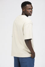 טישירט בגזרת אוברסייז עם הדפס פרח | קנת קול