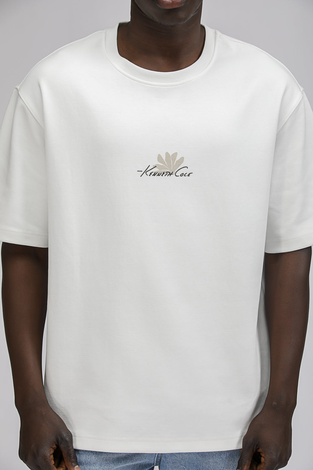 טישירט בגזרת אוברסייז עם הדפס פרח | קנת קול