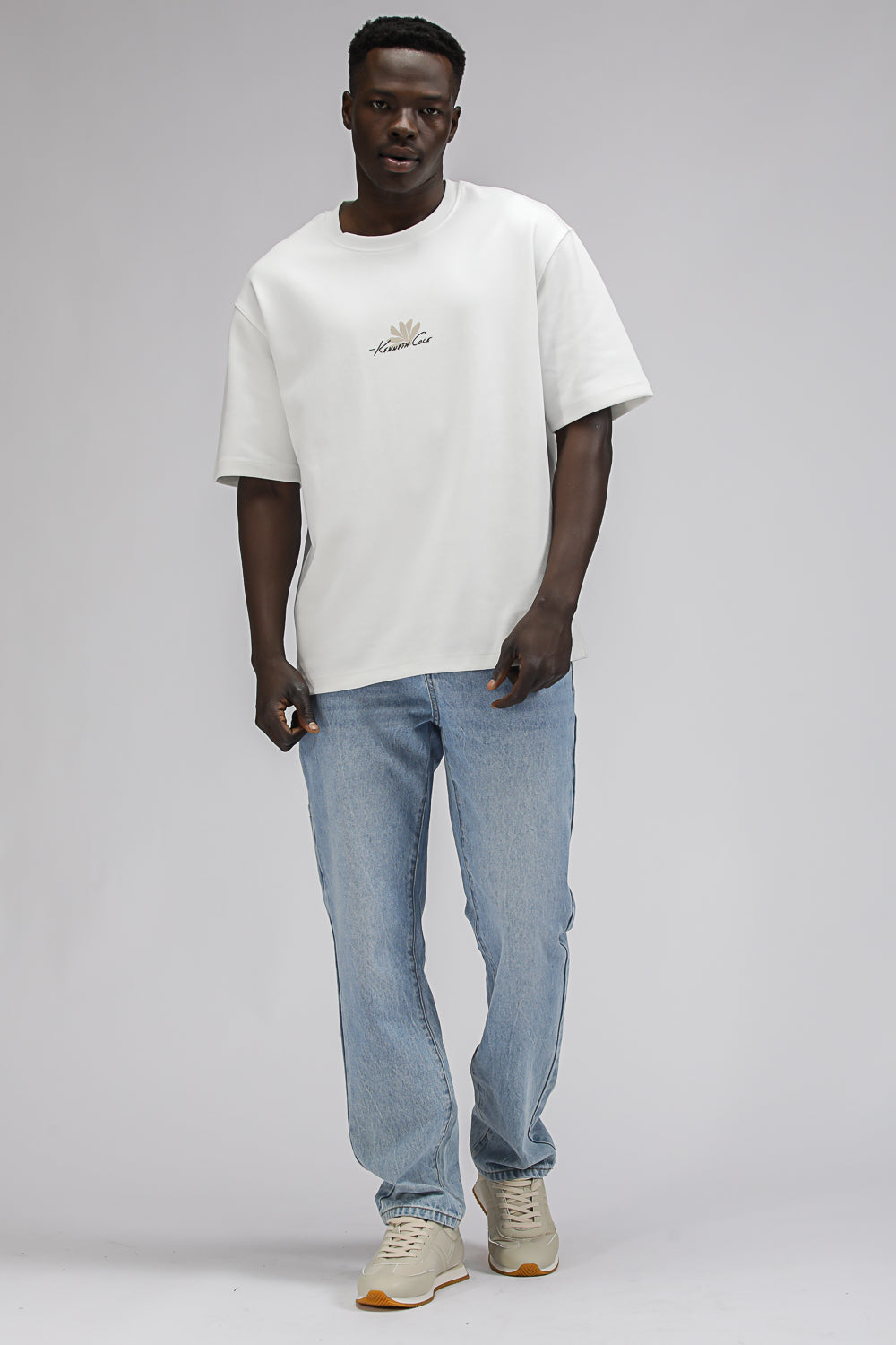 טישירט בגזרת אוברסייז עם הדפס פרח | קנת קול