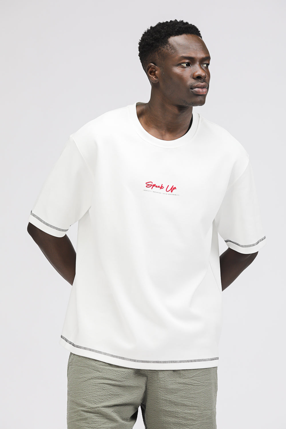 טישירט בגזרת אוברסייז עם הדפס | קנת קול