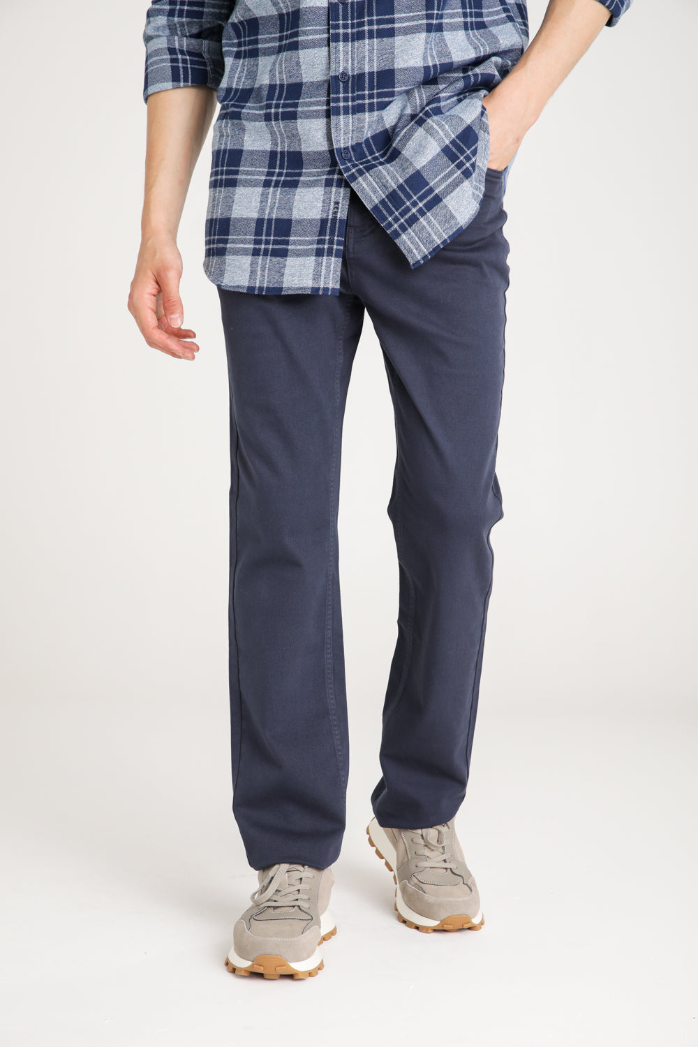 מכנסיים ארוכים בגזרה ישרה לגברים | קנת קול