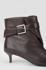 מגפוני עקב מעור לנשים | קנת קול