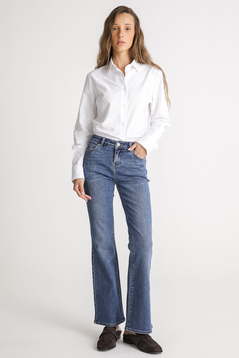 מכנסי ג'ינס בגזרת Boot cut לנשים | קנת קול