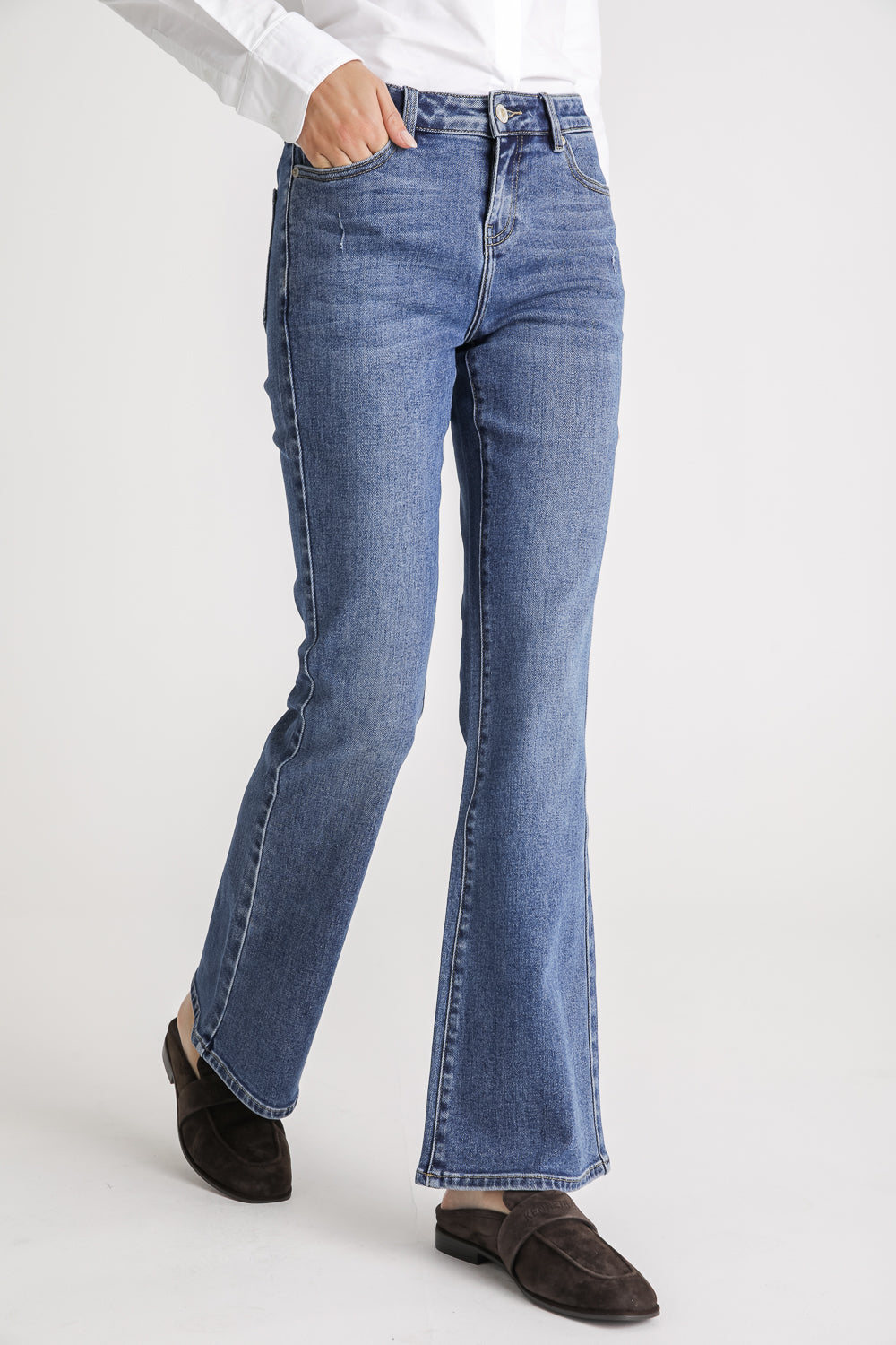 מכנסי ג'ינס בגזרת Boot cut לנשים | קנת קול