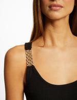 גופייה עם רצועות אבזם בצבע שחור - MASHBIR//365