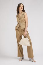 ווסט מחויט עם סגירת כפתורים | קנת קול