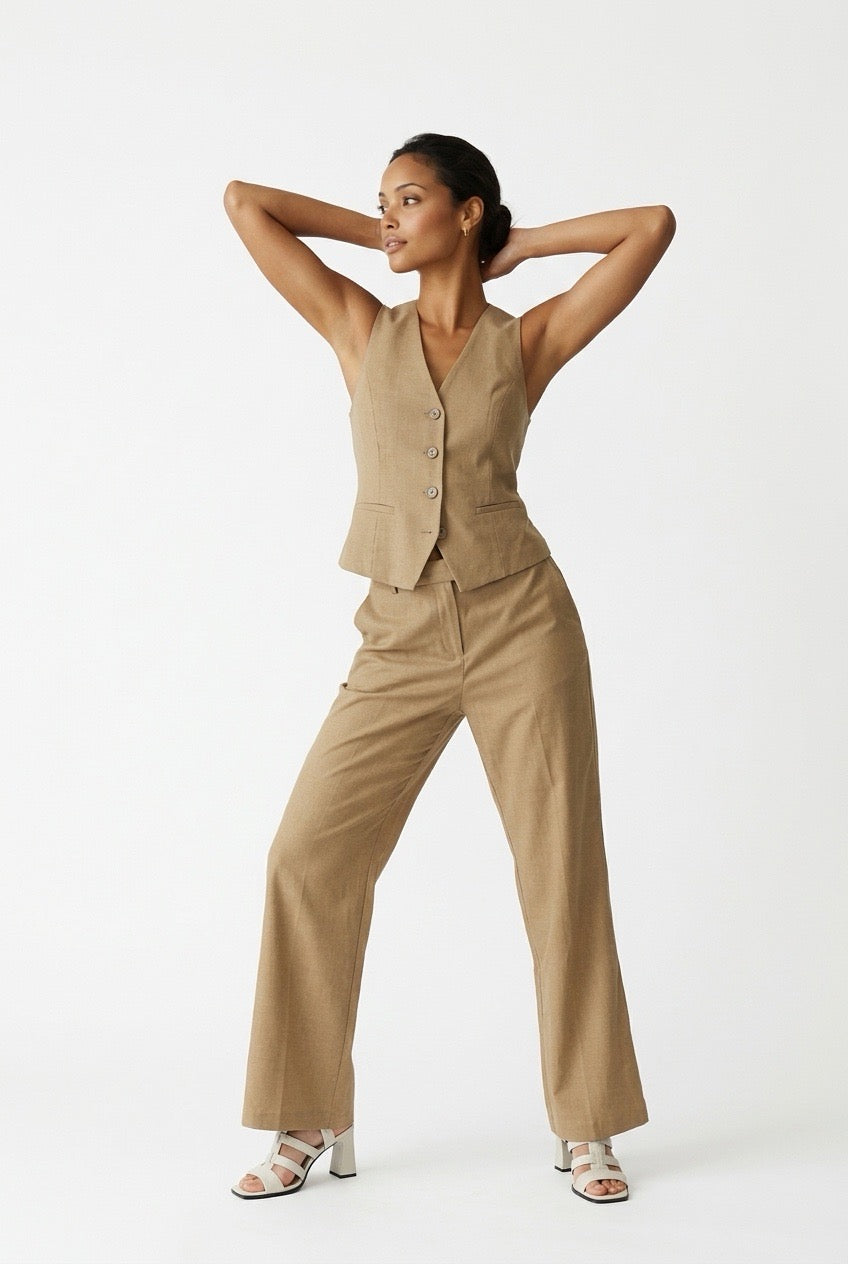 ווסט מחויט עם סגירת כפתורים | קנת קול