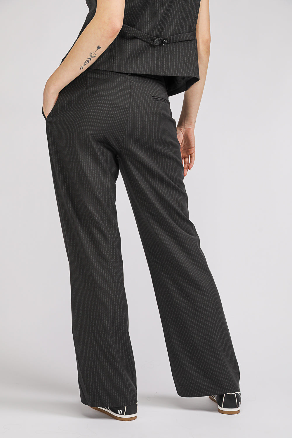 מכנסיים מחויטים לנשים | קנת קול