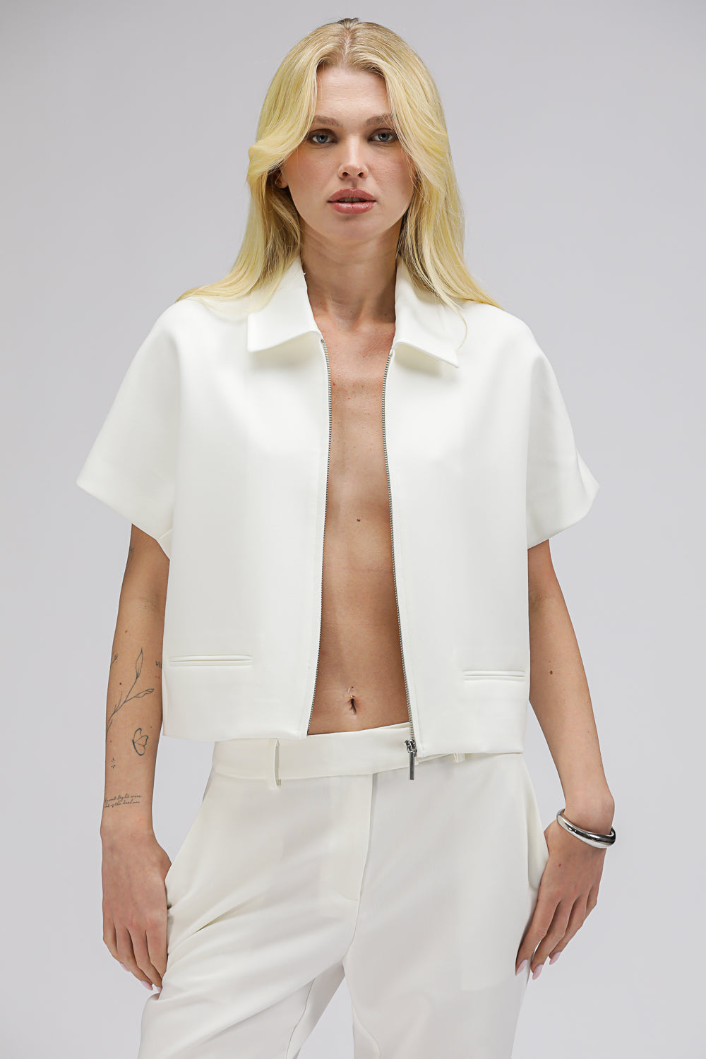 ג'קט לנשים עם שרוולים קצרים | קנת קול 