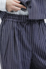 מכנסיים בגזרה רחבה עם הדפס פסים | קנת קול