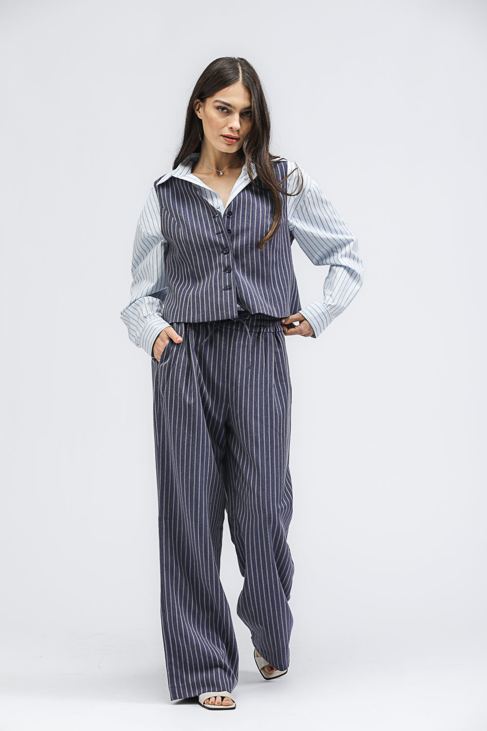 מכנסיים בגזרה רחבה עם הדפס פסים | קנת קול