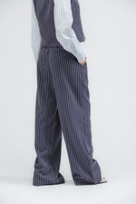 מכנסיים בגזרה רחבה עם הדפס פסים | קנת קול