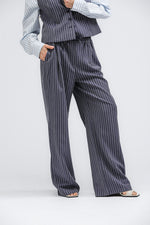 מכנסיים בגזרה רחבה עם הדפס פסים | קנת קול