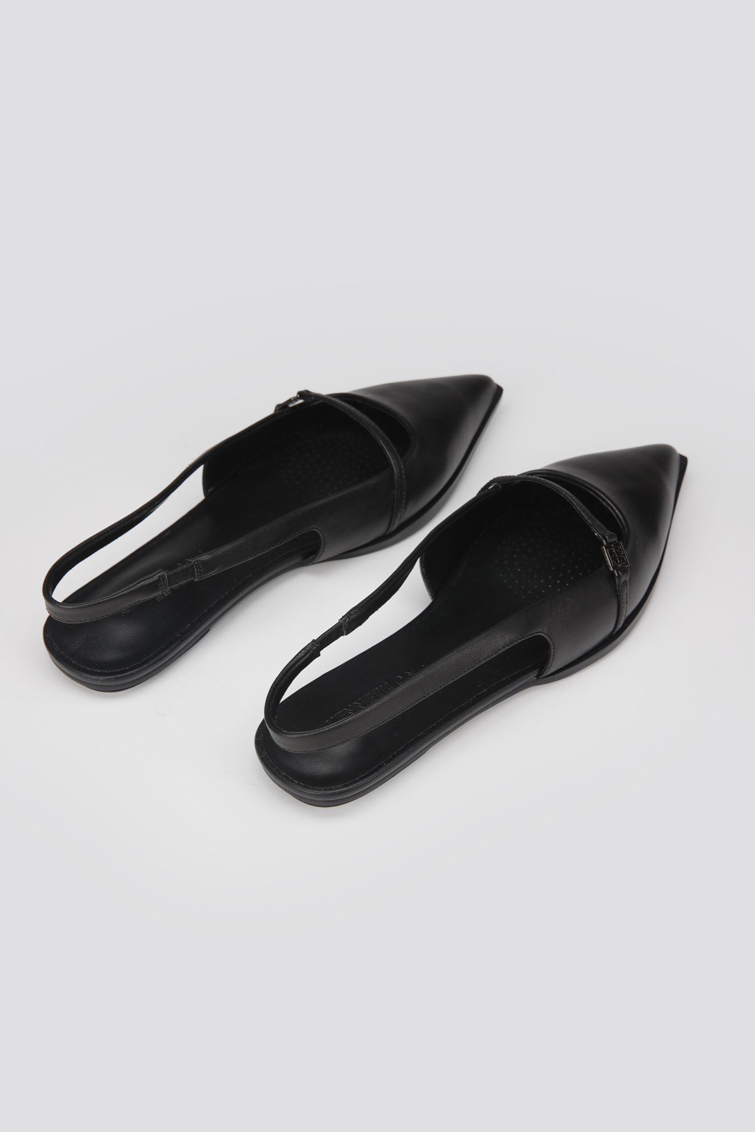 סנדל שפיץ שטוח | קנת קול