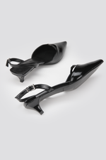 נעלי שפיץ עם עקב נמוך | קנת קול 