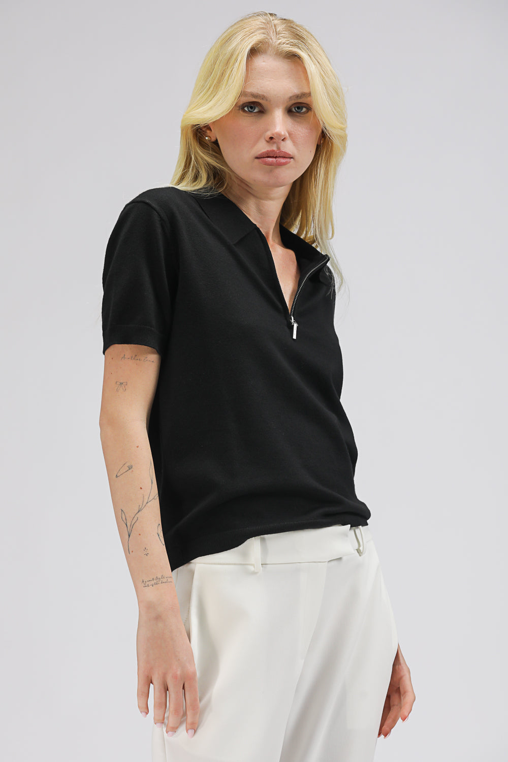 חולצת פולו קצרה סרוגה | קנת קול