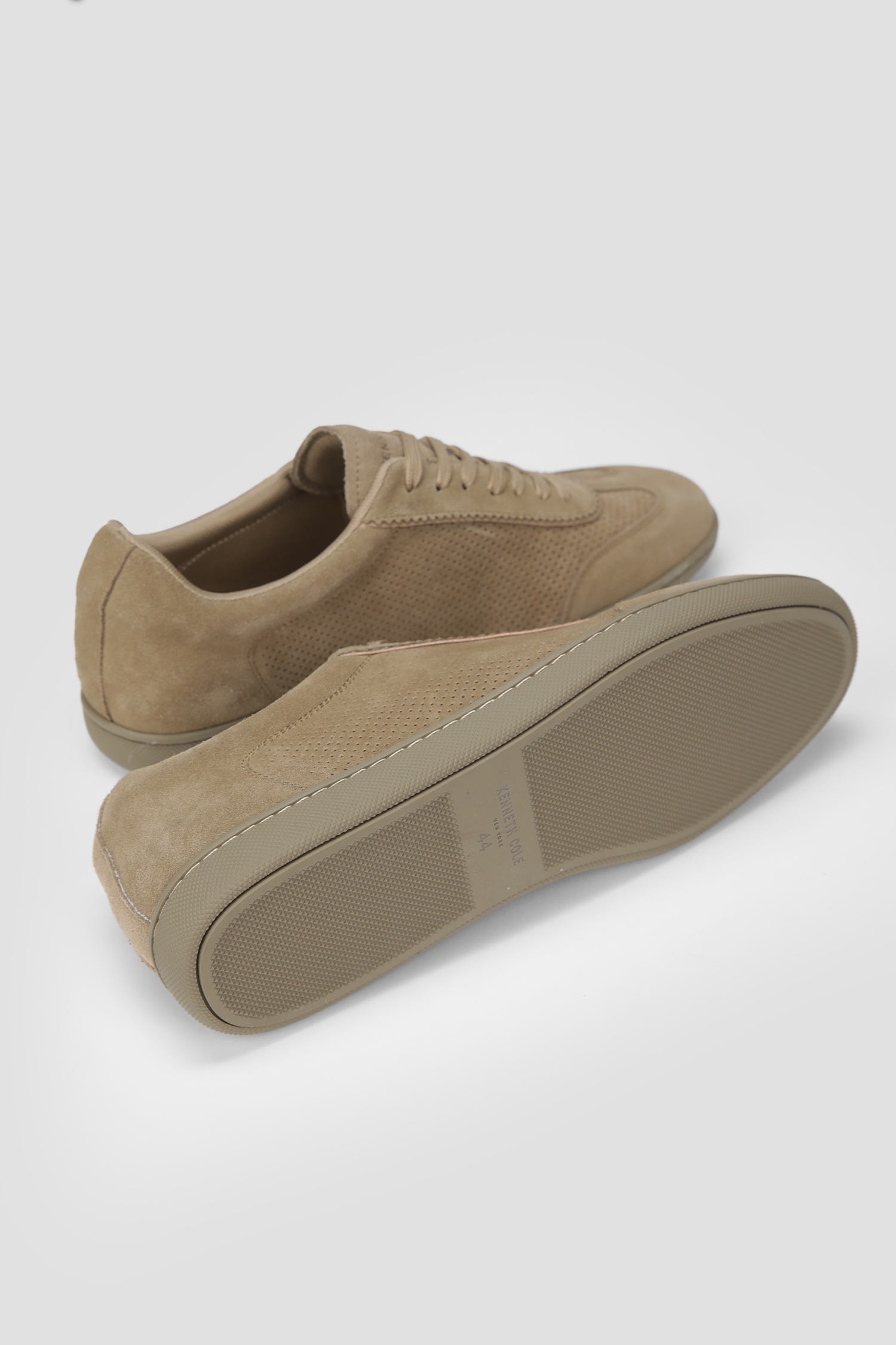 סניקרס לגברים במראה זמש | קנת קול 