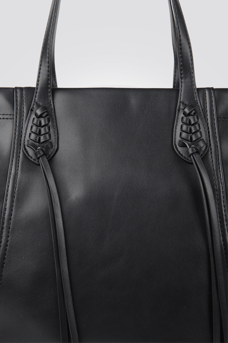 תיק צד לנשים בצבע שחור - MASHBIR//365