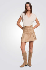 טישירט עם עיטורי קרושה בצבע בז'