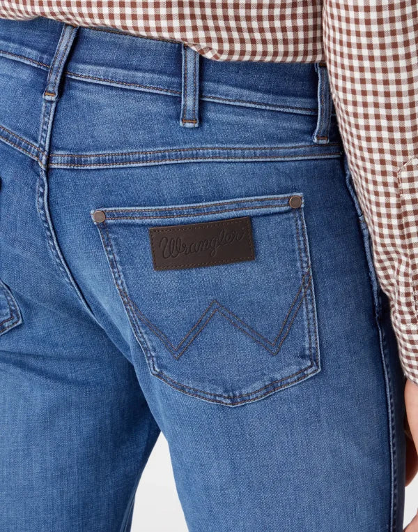 ג’ינס LARSTON בגזרה צרה בצבע כחול