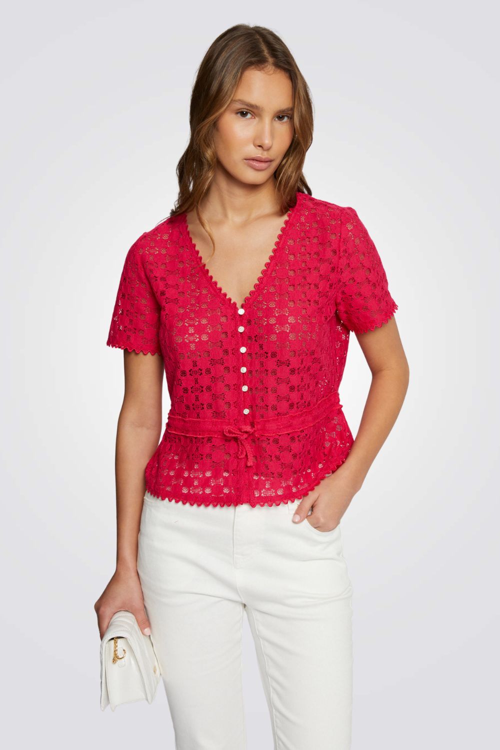 חולצת תחרה כפתורים דקורטיביים בצבע ורוד פוקסיה