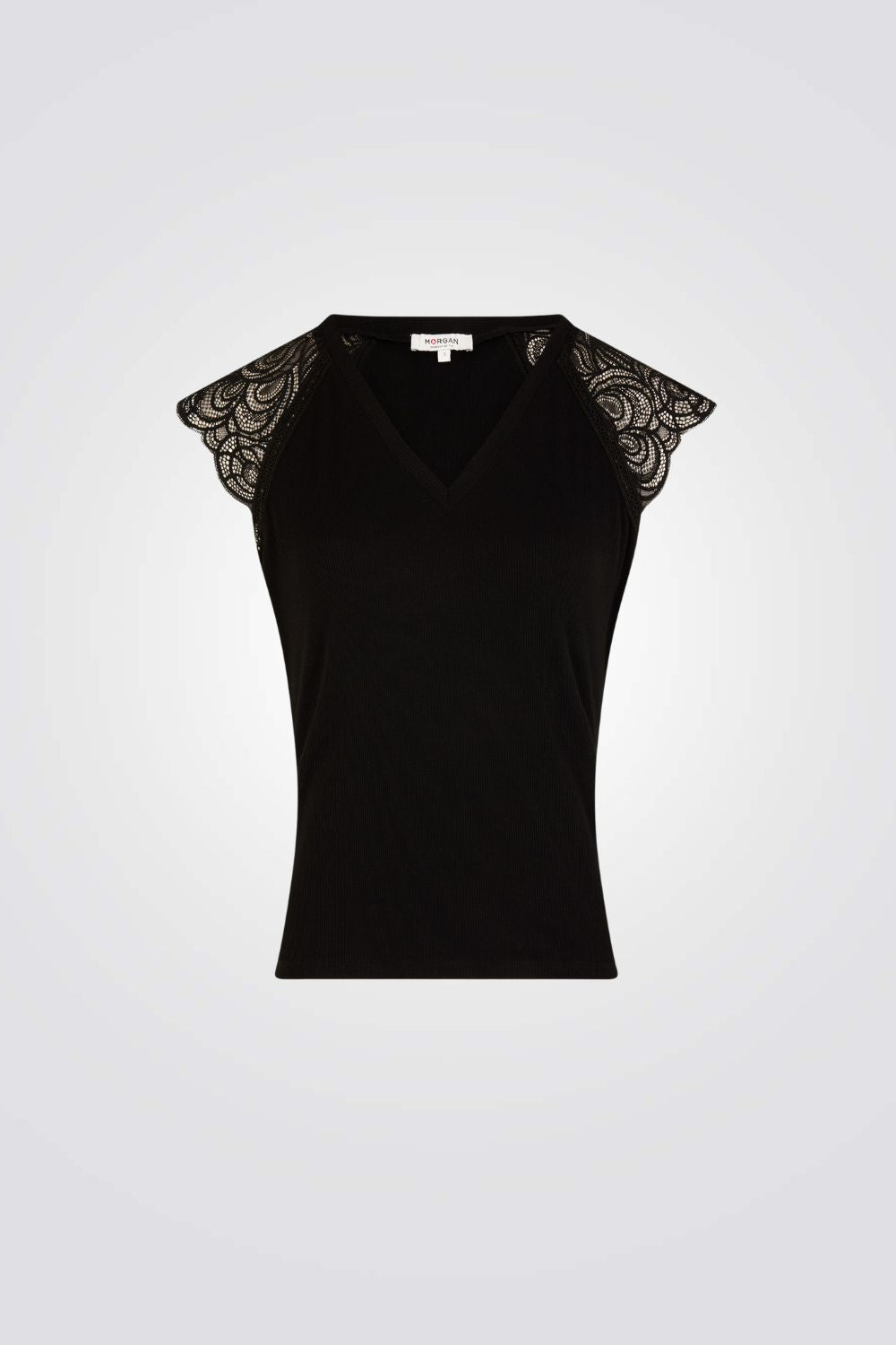 טישירט כתפיות תחרה צווארון וי בצבע שחור