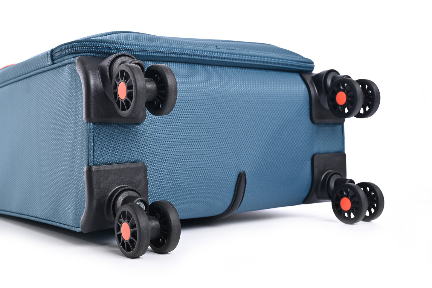 מזוודה טרולי עלייה למטוס ''18.5 דגם BARCELONA בצבע נייבי
