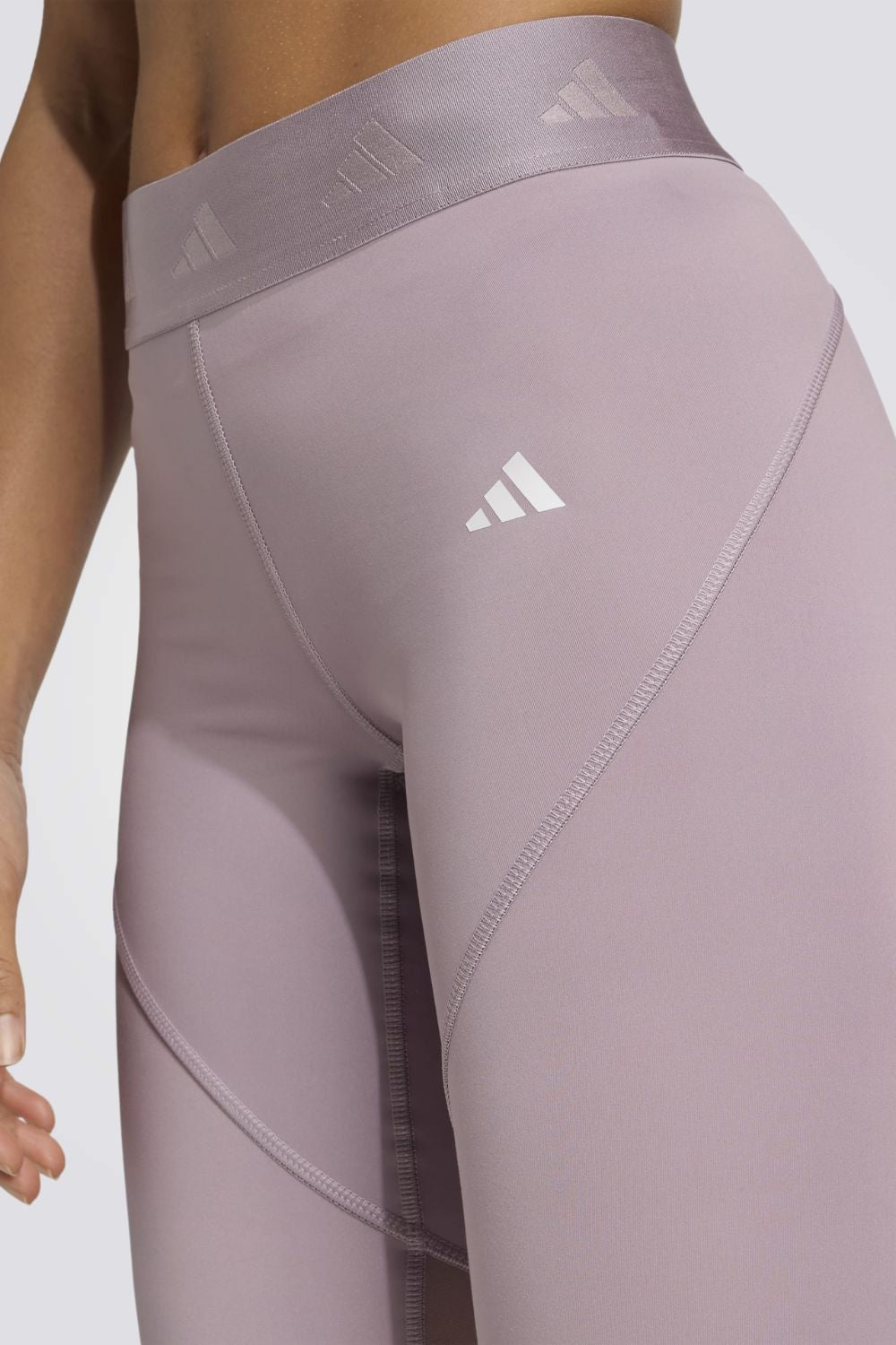 טייץ ספורט לנשים